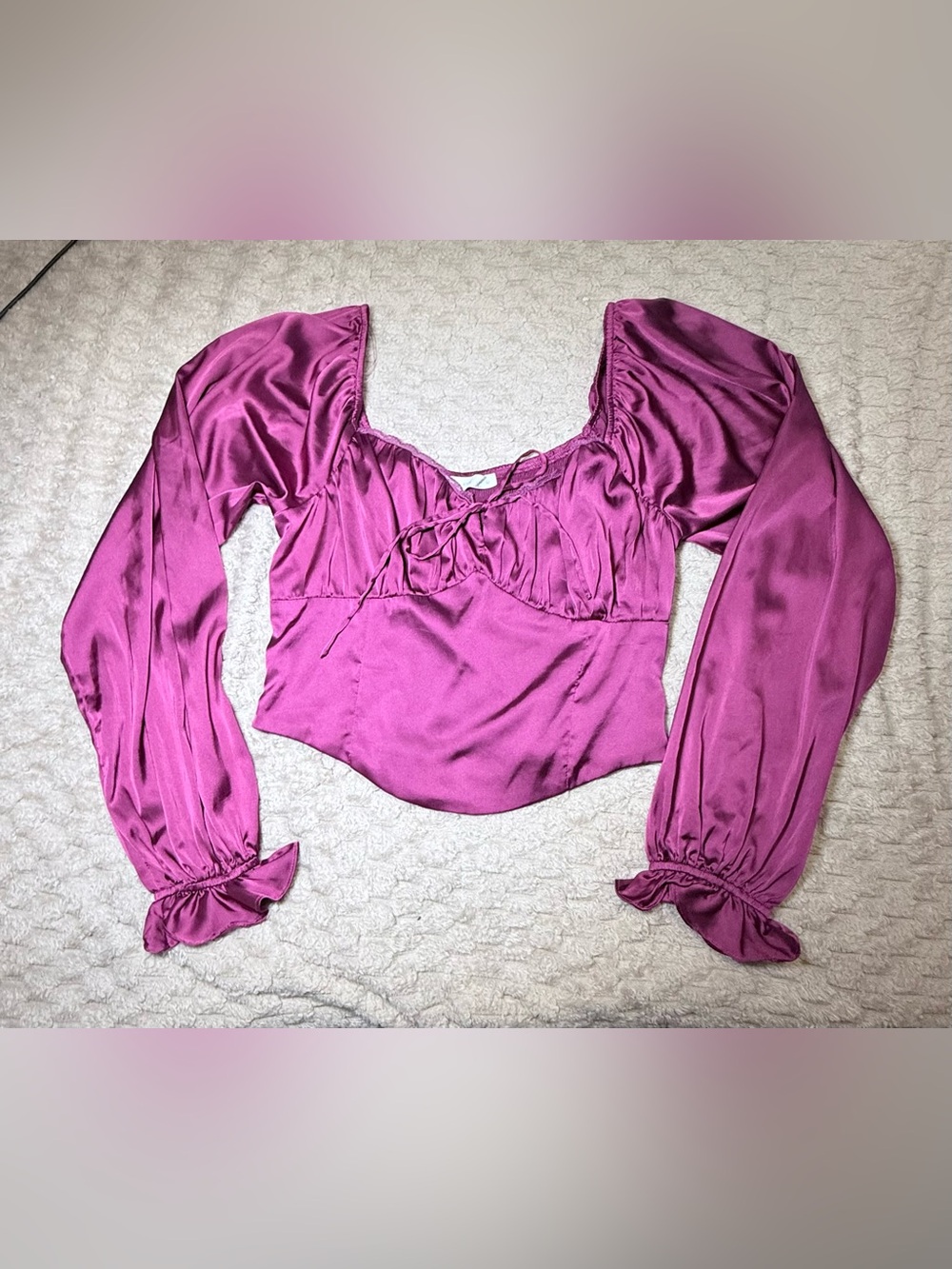 Altar’d State Women's Satin Long-Sleeve Peasant Smocked Top Sz large NWOT